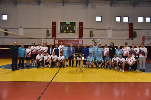 Eğirdir Kaymakamlığı Kurumlar Arası 29 Ekim Cumhuriyet Kupası Voleybol Turnuvası Sona Erdi.